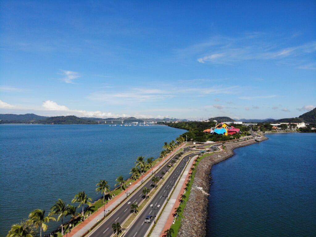 Panama foundation vs trust for asset protection and estate planning