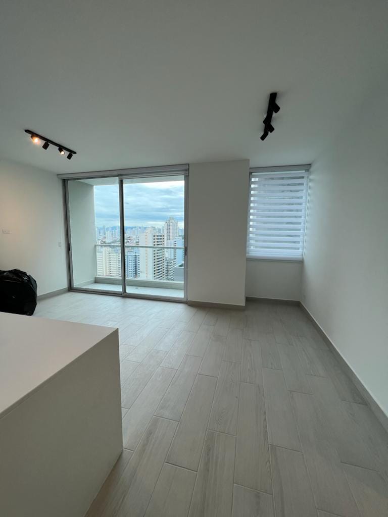 PH Urbana Obarrio living room with city views – Obarrio apartment for sale Panama City